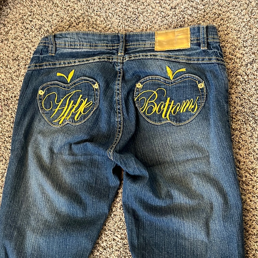 APPLE BOTTOM low waisted Y2K skinny jeans